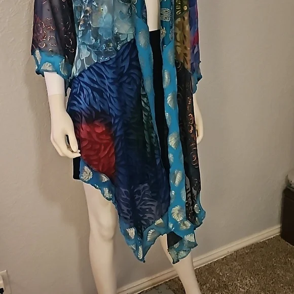 STERLING STYLES 1990s Mixed Print Metallic Patchwork Assymetric Kimono - Picture 5 of 11